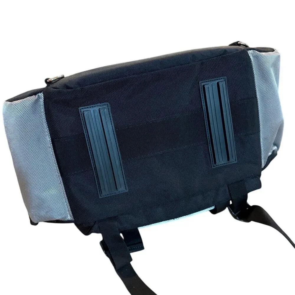 Canon 200DG Digital Camera Gadget Bag Black Shoulder‎ Strap Padded